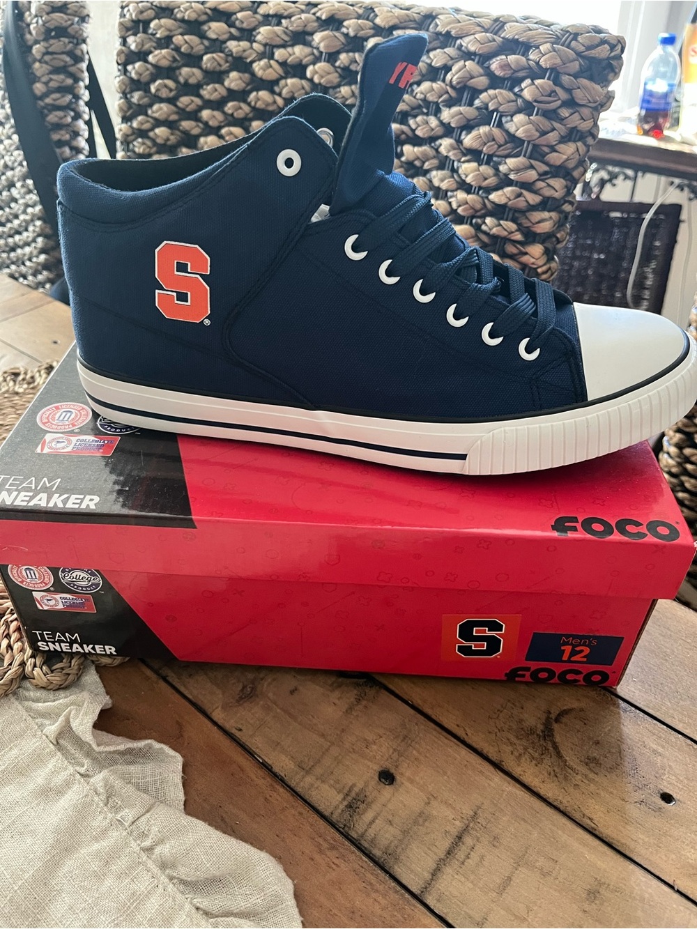 NWT Syracuse Navy Sneaker with Orange 12